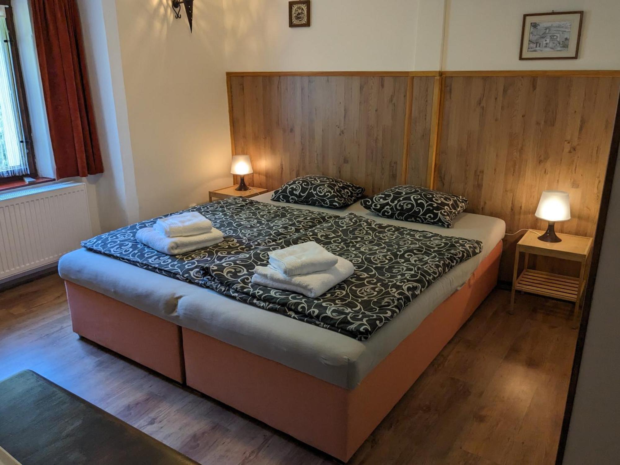 Bed&Breakfast Tvrz Velká Bukovina Exterior foto