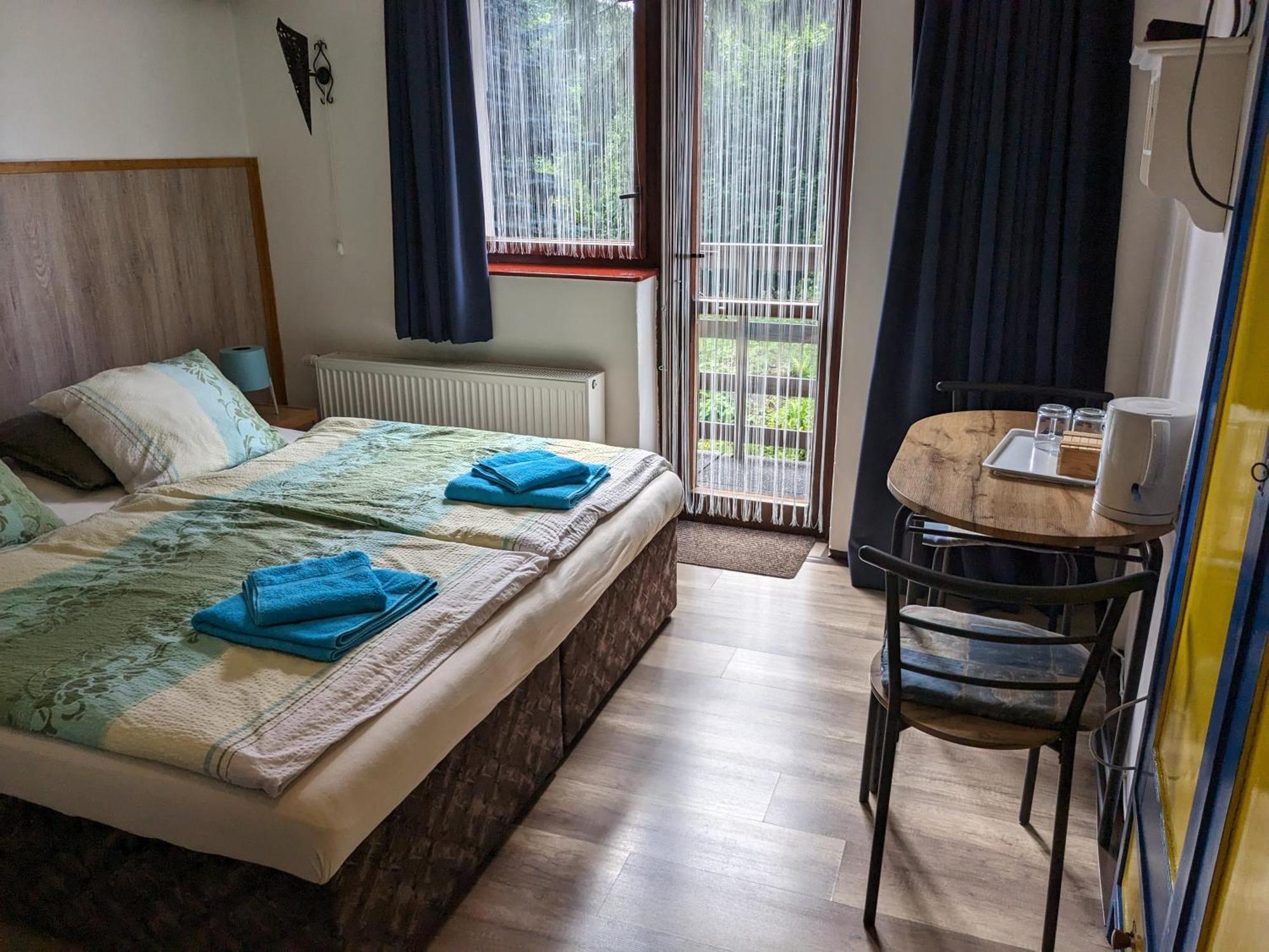 Bed&Breakfast Tvrz Velká Bukovina Exterior foto